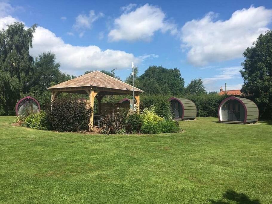 Hotel Belle Vista Glamping & Camping York Exterior foto